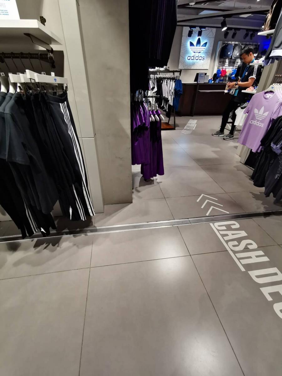Adidas Shop