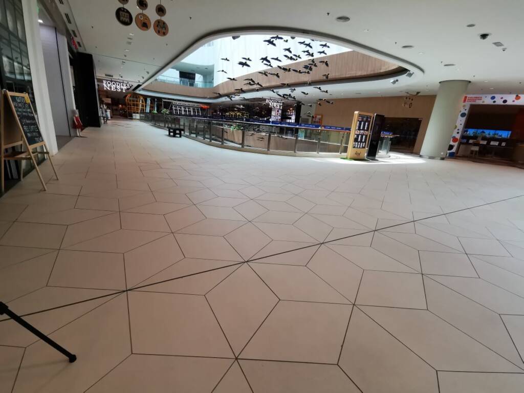 Tile expansion strips at Starling Mall